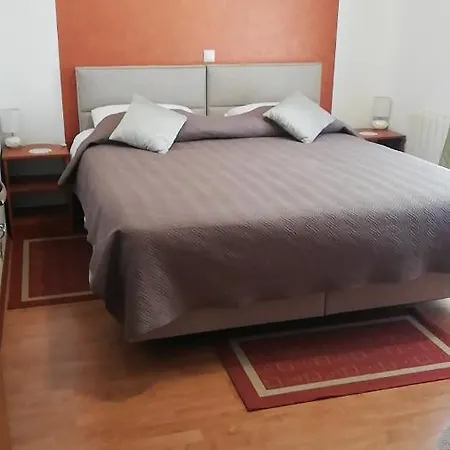 Surina Casa de hóspedes Rupa