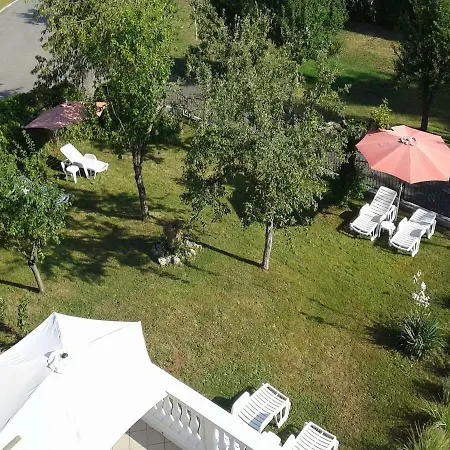Surina Gæstehus