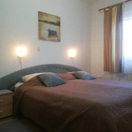 Surina Guest house 3*