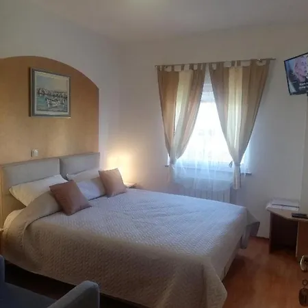 Surina 3*
